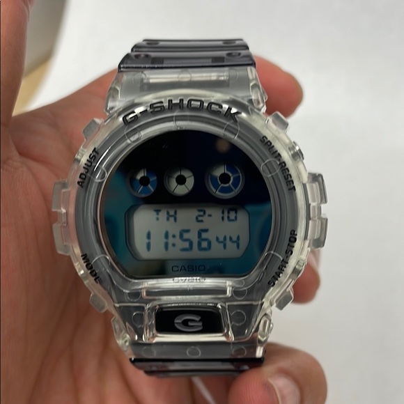 New G Shock Clear Skeleton Dial Men, s Watch - Picture 4 of 4